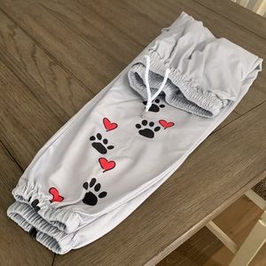 🩵 Women’s Love Paws Sweatpants